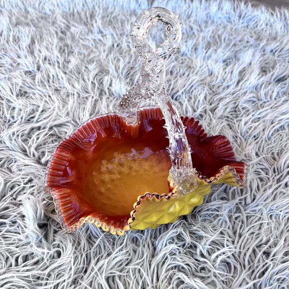VTG Diamond Quilted Glass Basket Opaque Yellow Orange Twisted Thorn Handle - Picture 4 of 12